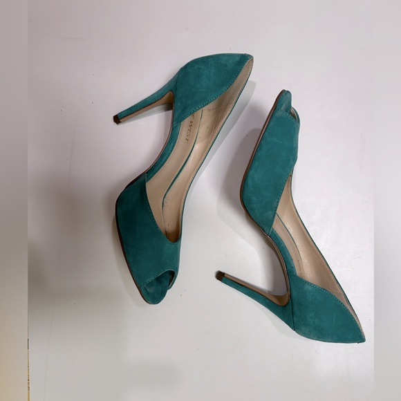 Nine West suede peep toe shoes. Teal blue. Size 6M. - Picture 8 of 11